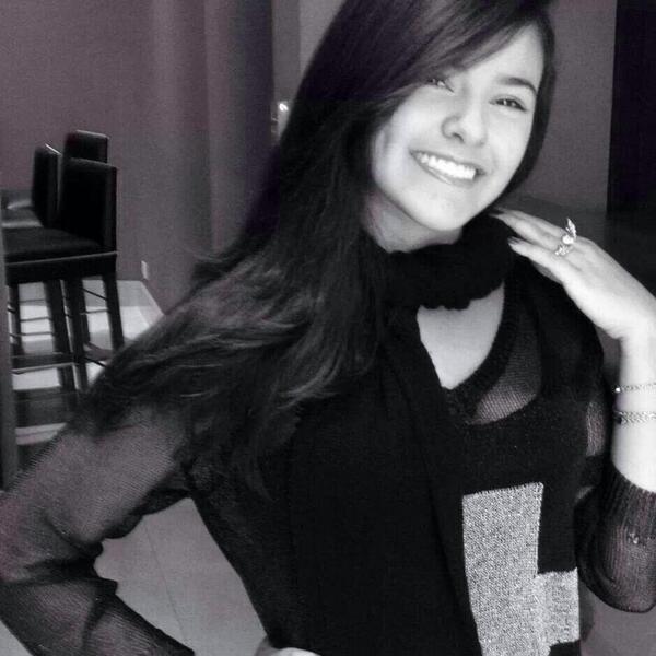 BelleAyres's tweet image. Pessoal de recife, essa menina, lilly aguiar, está desaparecida desde ontem, por favor ajudem a repassar essa msg!