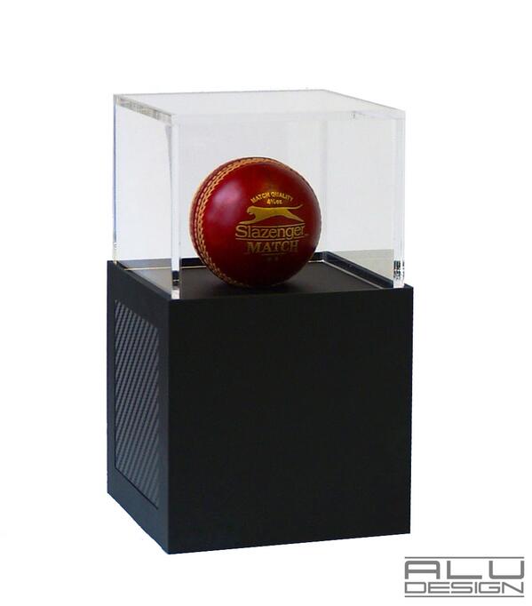 ALUDESIGNUS's tweet image. Cricket Ball Case Carbon Fiber Design Anodized Aluminum Black let us add text logo #cricket #cricketball #signedball