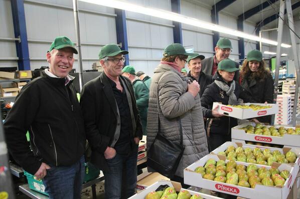 Op werkbezoek bij Van Haaften Fruit Wadenoijen. Een nuchtere, hardwerkende ondernemer die verder wil met z'n bedrijf.