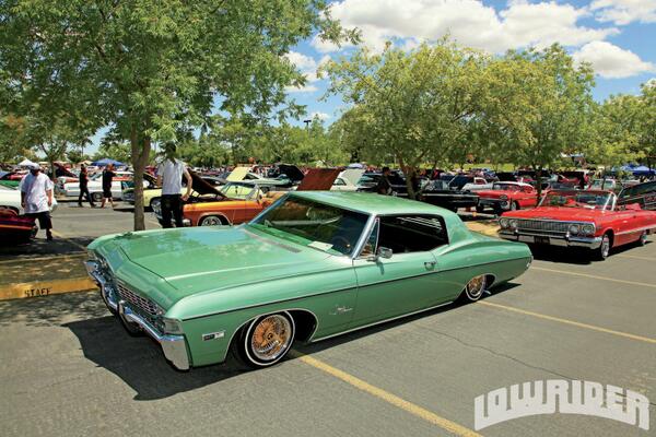 LowriderMag's tweet photo. Dr. Greenthumb. 
http://t.co/TWePjK0hwr http://t.co/FAvnhKlF5n