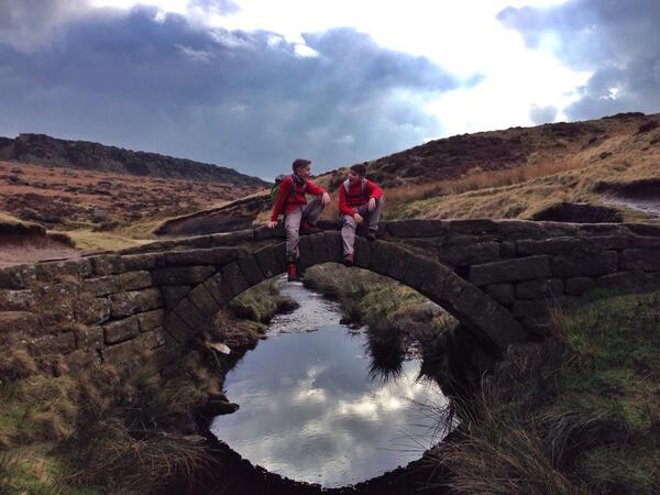 Brothers ... 

#peakdistrict #higgertor #burbagerocks