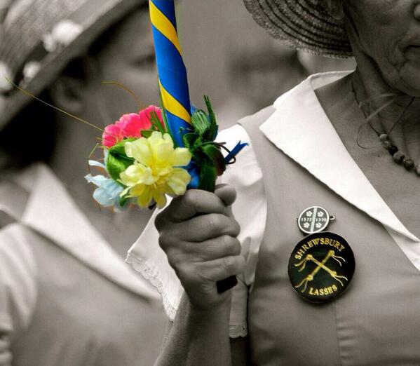 shrewsmorris's tweet image. #westMidsHour hi, we're Shrewsbury's only Morris side and we love dancing in our town and in the West Midlands :)))