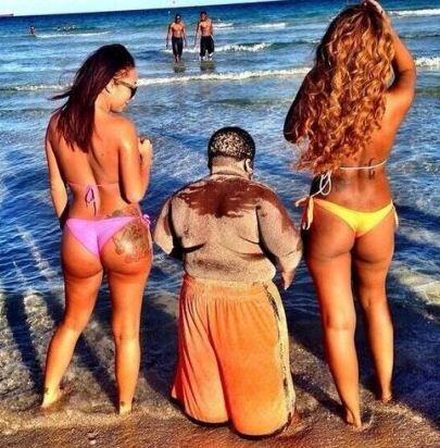 BarstoolBigCat's tweet photo. There are beach shorts, then there are Terio's beach shorts http://t.co/7zW2V3B2a2
