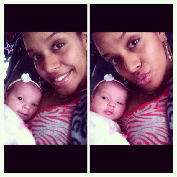 Bell_LikeTinker's tweet photo. Selfies with my queen 👑👌 #LikeMotherLikeDaughter 👌😘☺️ 2weeks old &amp;&amp;' already a pro lol ❤️ http://t.co/HV5c1E1OZh