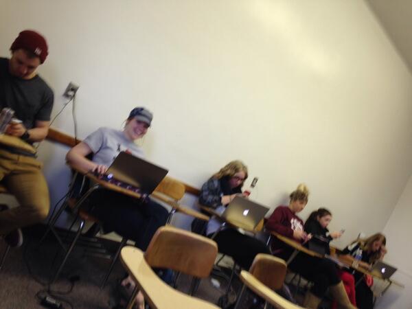 madelindsey's tweet image. @ericvanalphabet #backofthebus #socmeddiscuss