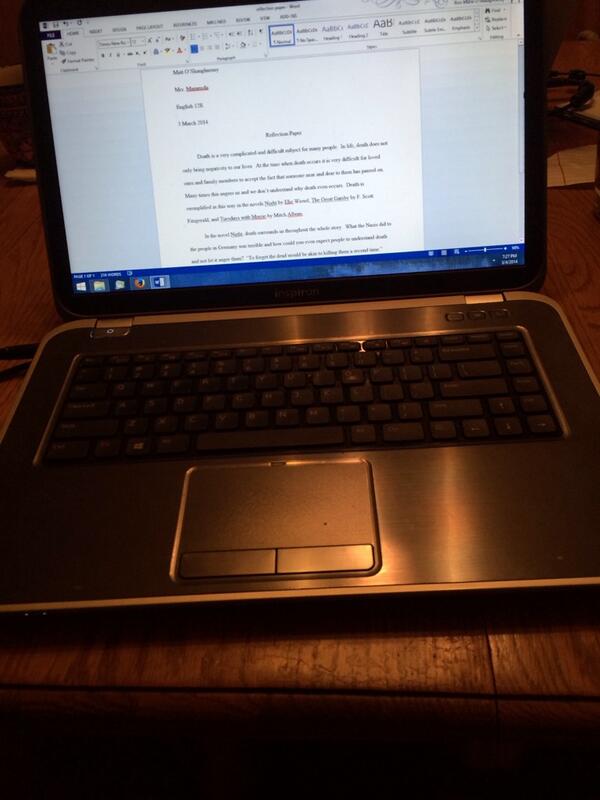 m_oshaughnessyy's tweet image. @brucy_bruce knew you&apos;d say that but nah tryna bang out this 2 day late 5 page paper #HSproblems