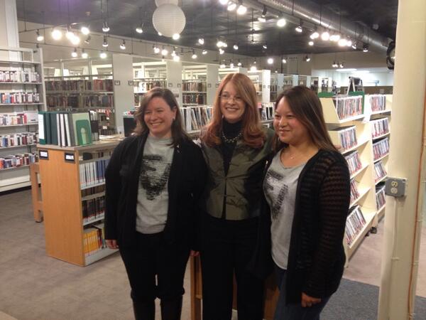 HarperVoyagerUS's tweet photo. Tonight we’re in Ridgefield CT! #undeadpool tour 2014 @burningbunnies http://t.co/Ssj8n6qwUg