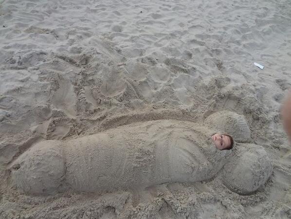 StumblerPopular's tweet photo. You said I was gonna be a mermaid... http://t.co/YumsgyXYla