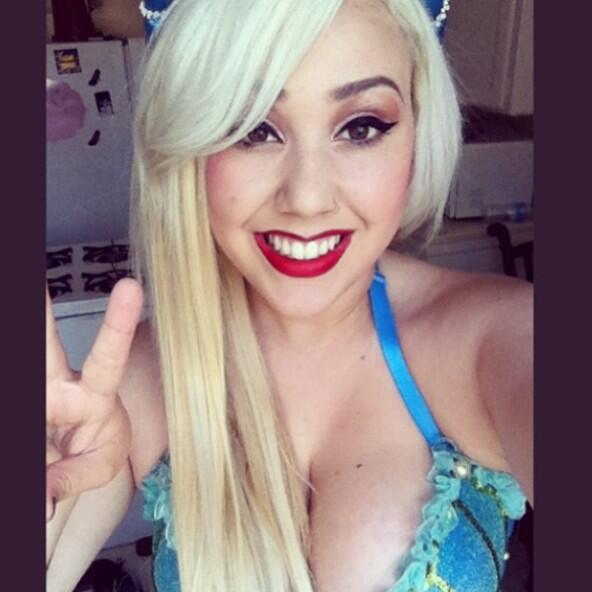 selfie game always too fucking strong.