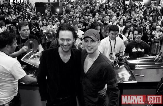 TWH_BOT's tweet photo. พาหลานไปเที่ยว... #ผิด @ChrisEvans_81 http://t.co/IOsZyC2FPF