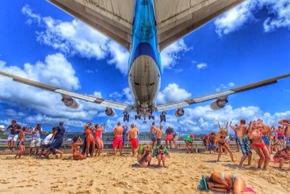 planeporns's tweet photo. Wooww!! @VadeAviones @luchtvaartfotos @pilot_airbus @APilotsEye @apilotsview @Aircraft_Photos @AirlinePicss http://t.co/VW5v4MIGck