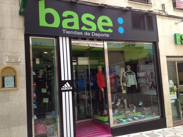Jaén está peor on "Nueva tienda de Deportes Base calle pescadería @encuentrajaen http://t.co/pEVNseJZ3M" / Twitter