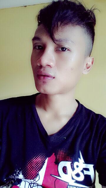 bro_antho's tweet photo. New hair http://t.co/5cZJqy0tDN