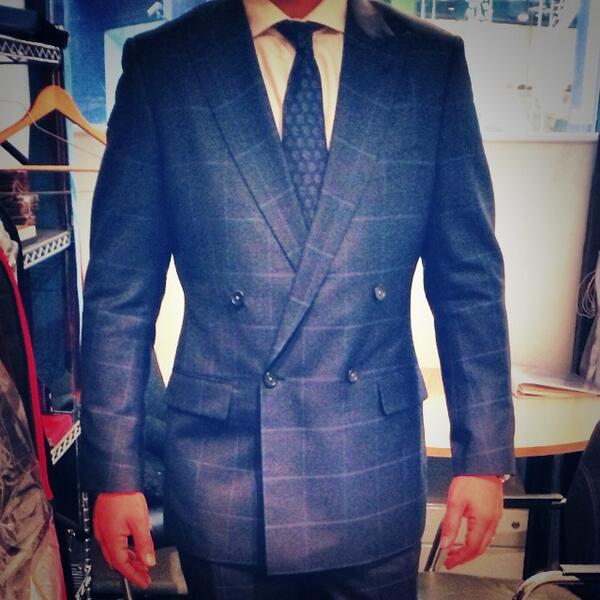AlexRossBespoke's tweet photo. DB is back for the spring look http://t.co/kaB6LUzCAe