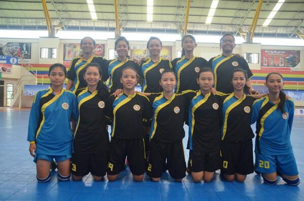 NFCITS2014's tweet photo. Tim Futsal Putri Unair cc: @FutsalUA http://t.co/MHQ3rJYNfq
