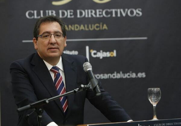 Antonio Pulido inaugura el II Desayuno-Coloquio del <a href="/CDAndalucia/">Club de Directivos</a> en el <a href="/iecajasol/">I.E. Cajasol</a> #Sevillahoy