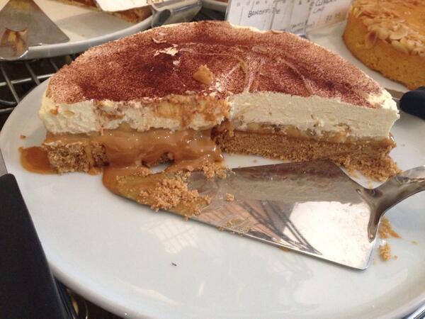 KatieParsons's tweet image. Yes. This is an oozing banoffee pie. #oozi