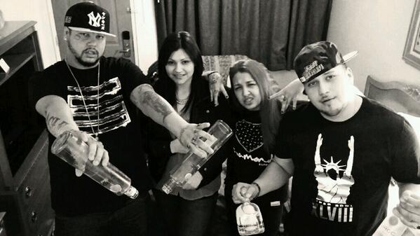 MissLaPolanco's tweet photo. Its #MercLife! Representing Dubz for life! #Dubz #LONT #LiveOnceNotTwice http://t.co/A38g22y0cV