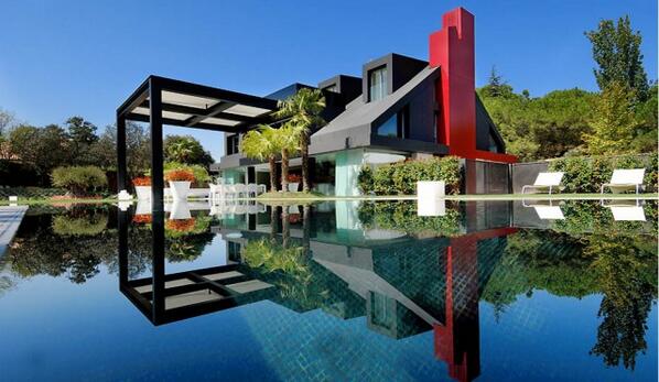 AuctionHouse51's tweet photo. Este domingo subastamos esta fantástica casa en la Moraleja-- Ver: http://t.co/mzqcNEzEny