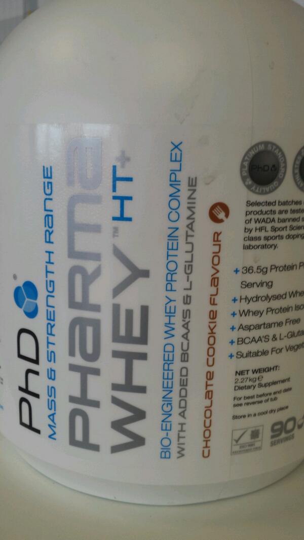 sbrisk1's tweet image. Looks like im going to have to order more protein aswell. @PhDNutritionUK  #chocolateproblems