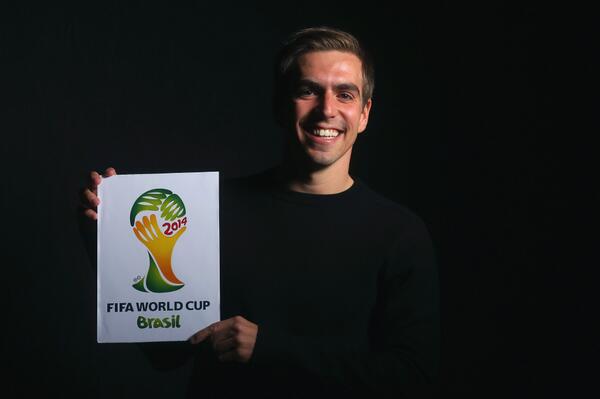 fifacom_de's tweet photo. #WM2014 | Lahm: "Ich hoffe, ich darf am 13. Juli Fussball spielen!" http://t.co/vtTyT4bcP2 @FCBayern @DFB_Team http://t.co/gyBFGqGO76