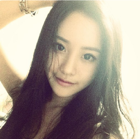 REDD_Jimin's tweet photo. [Instagram update] ㅋㅋㅋㅋ~ http://t.co/HiUquMGRUp