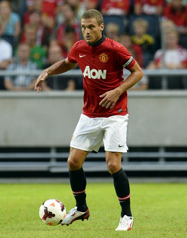 tikitalk_id's tweet photo. Erick Thohir: "Vidic is a world-class player. I'm extremely happy to have completed this deal to bring Nemanja." http://t.co/EeybipYNJA