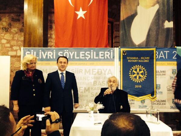 Silivri rotary kulübü olarak Müjdat Gezen ile söyleşideyiz