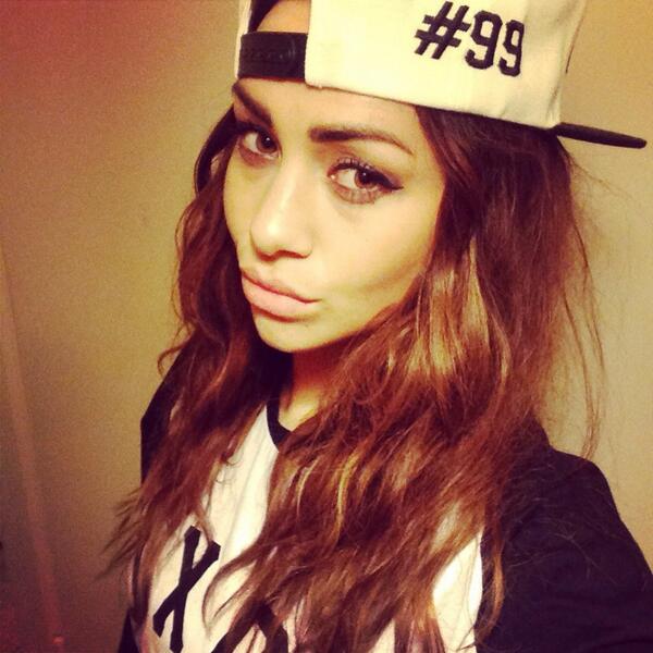 kpartymusic's tweet photo. Reppin @DopeChef #london #girls #music #fashion http://t.co/C3raLuTXwo