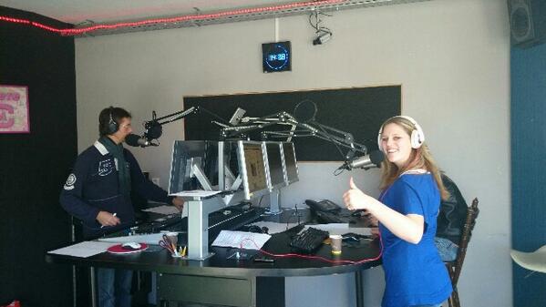 jvdgeld's tweet image. Ze zijn druk bezig in de studio van #almerefm