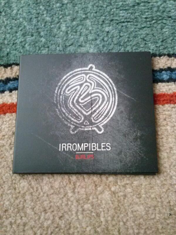 Bertasalazar95's tweet photo. Esto me ha vendido hoy @sergio14haro! A ver que tal suena chicos :) @burlipsband http://t.co/tsScqjs8Ap
