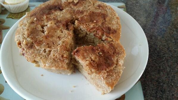 Pumpkinponline's tweet photo. #food #yummy #bananacake #firsttime http://t.co/qQurFBylJD