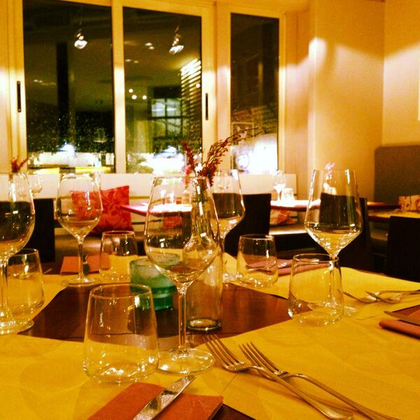 verofood's tweet photo. Stasera Voy (Ponte Milvio) 
Per chi ancora non lo sapesse, "Noi del Vero siamo gli stessi del ristorante Voy"! http://t.co/BcmZgA0BMh