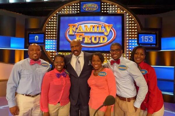 nurseneal_83's tweet photo. @BarackObama  @WhiteHouse  be sure to catch The Merritt family on Family Feud tonight at 7:30 pm WDCA http://t.co/E22sHO24AU