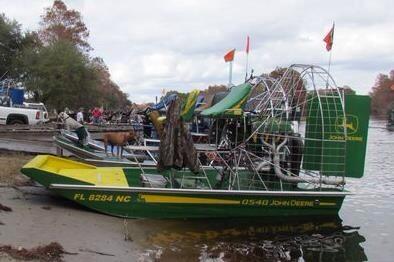 <a href="/westyeo/">James Winslade</a>  - the perfect @johndeere method of transport for the #somersetfloods <a href="/dredgetherivers/">FLAG Somerset</a> #iwantone