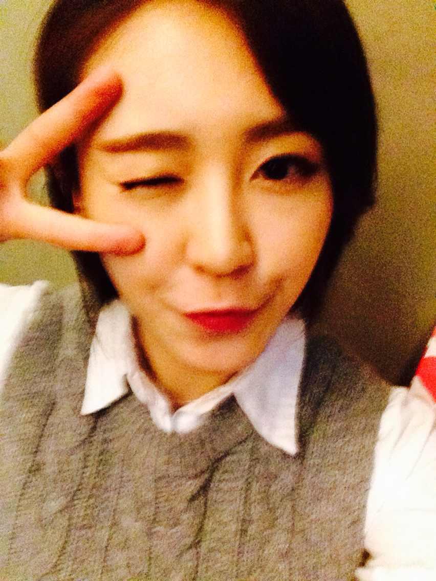 BhAxz6OCYAA1YPm.jpg:large