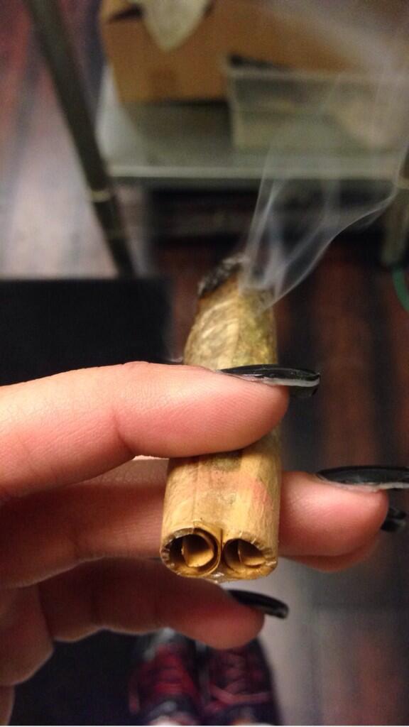backwoodBae tweet picture