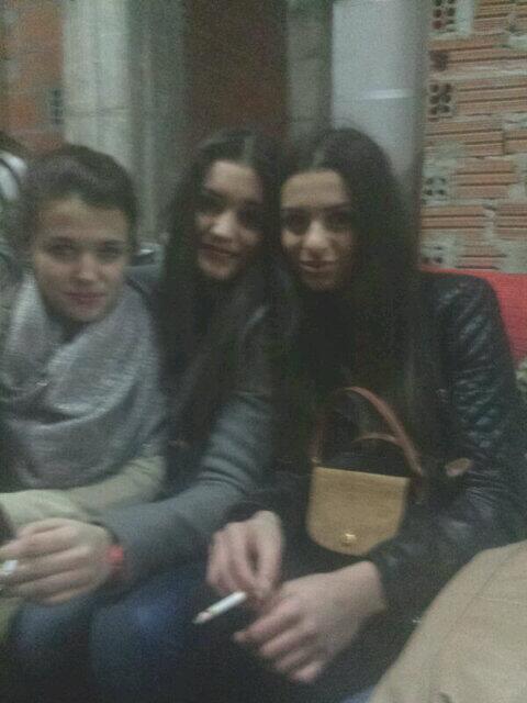 windsor_andrea's tweet image. #localeo #tarde #cremón