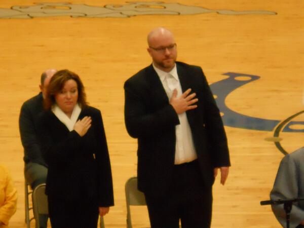 NWMHS_Library's tweet photo. Ms. Sizemore and Mr. Enlow show us what the best of the honest Candor faction look like! http://t.co/C79GunLPa7