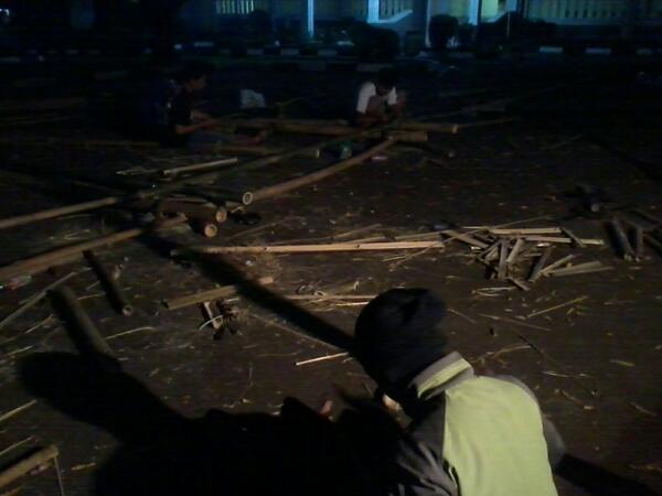 loading produksi <a href="/NgamumuleSunda/">Pesta Rakyat Sunda</a> 25 -27 Feb 2014