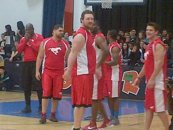 calstampeders's tweet photo. Stamps ready to play basketball at Clarence Sansom School #seasonopner #calstampeders #CFL #YYC http://t.co/vIW20JW86y