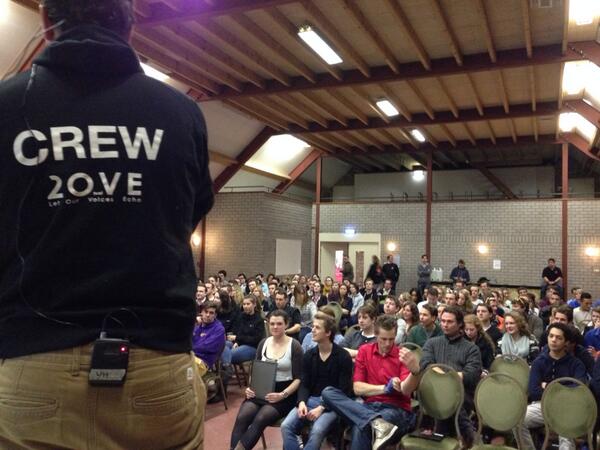 CharlesvanGoch's tweet image. Kick off #IMPW2014 160 meppers uit ned.belgie.gaan 3 dagen los #kennisdelen #Kgotla #miseenplace #MEPleaders