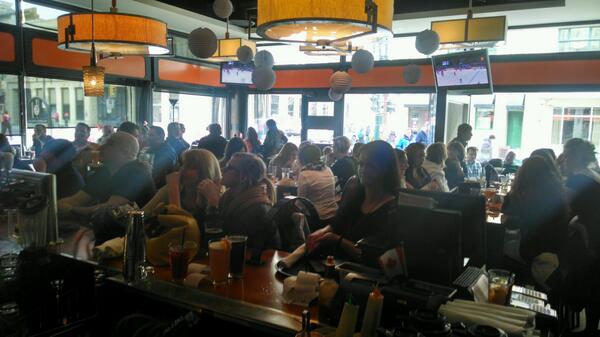 MilestonesAB's tweet photo. Great crowd at @msontheave for Canada's monster win! #GoForGold #WeAreWinter http://t.co/HtIq0jNF1j