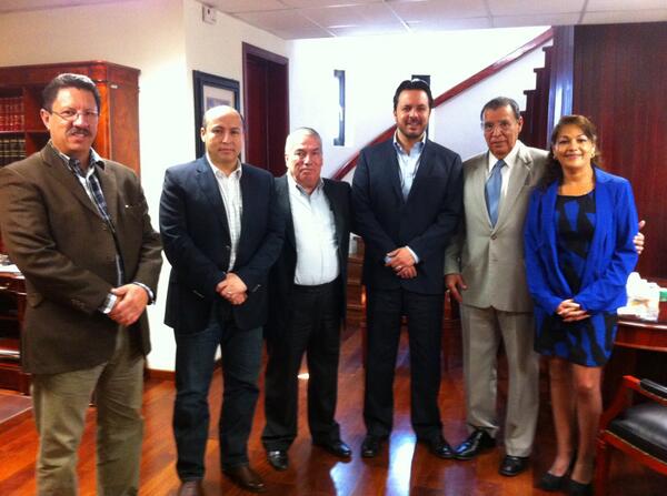 .<a href="/XavierCastroSLP/">Xavier Castro</a> Reunión de Promoción de Convocatoria 1.5 #FNE en Supremo Tribunal de Justicia del Estado de SLP.