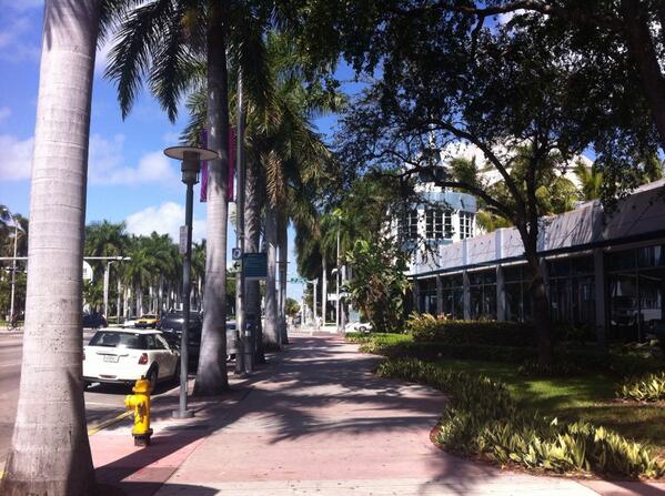 BeatrizNicolas_'s tweet photo. Washington miami ❤️❤️❤️ http://t.co/HSD4TOxiq9