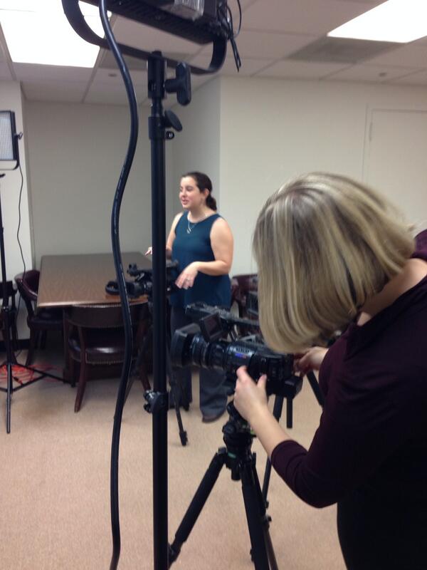 SusanPage's tweet image. Setting up for @usatoday #capdown interview with @govstevebeshear.