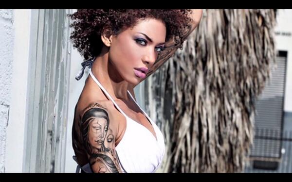 SanctionedTV's tweet photo. Later today: #LAWoman featuring @riothepixie. Don't miss it. @estevanoriol @misterctoons @sastudiosglobal
#jokerbrand http://t.co/ztLng7ATGT