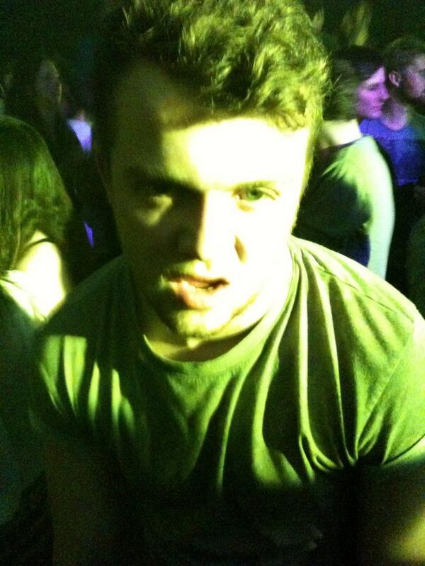 LewisWharram's tweet image. #outaspace @benw04 he is fit