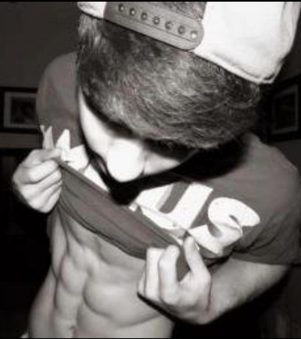 lalamc123's tweet photo. obviously my boyfriend http://t.co/vIBFnRvwQF
