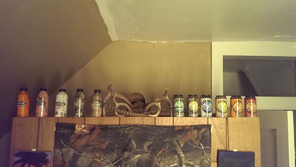 Realtree_Energy's tweet photo. “@jjtimp: Hey @Realtree_Energy do I have all of them yet? http://t.co/9324mweVBd” 

Nice collection!